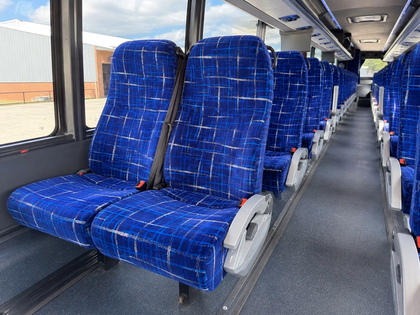 shuttle buses for broken arrow wedding venues along the rose district and beyond